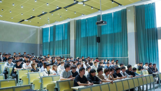 化工學(xué)子踴躍參與富海集團宣講會，積極開拓就業(yè)渠道與教育文化交流